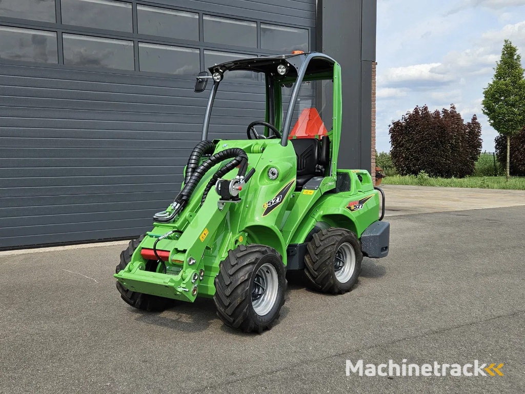 Avant E527 TDL+ mini-shovel