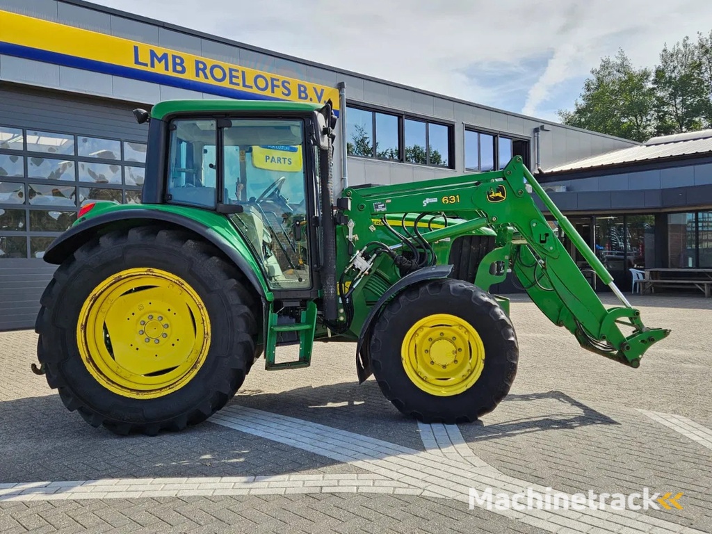 John Deere met 631 voorlader 6230
