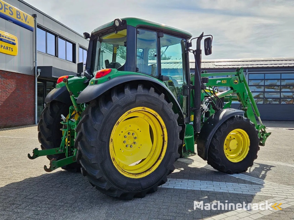 John Deere met 631 voorlader 6230