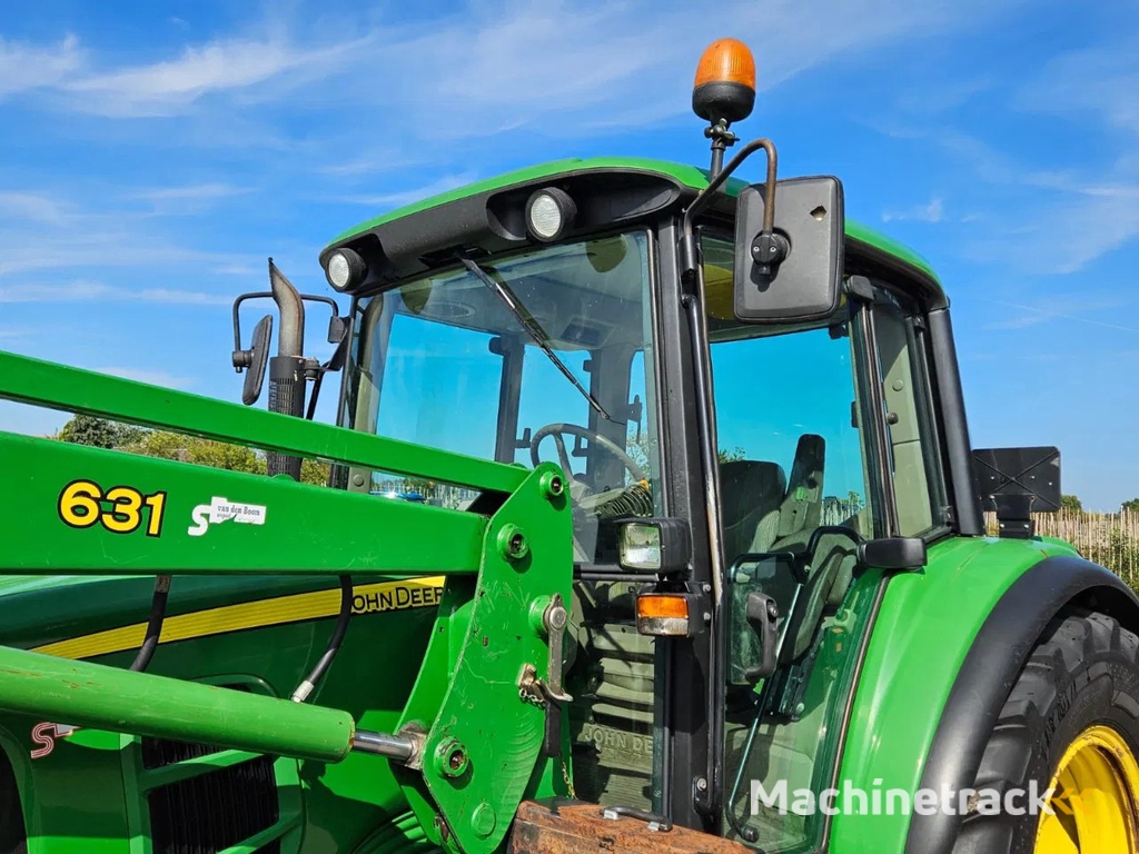 John Deere met 631 voorlader 6230