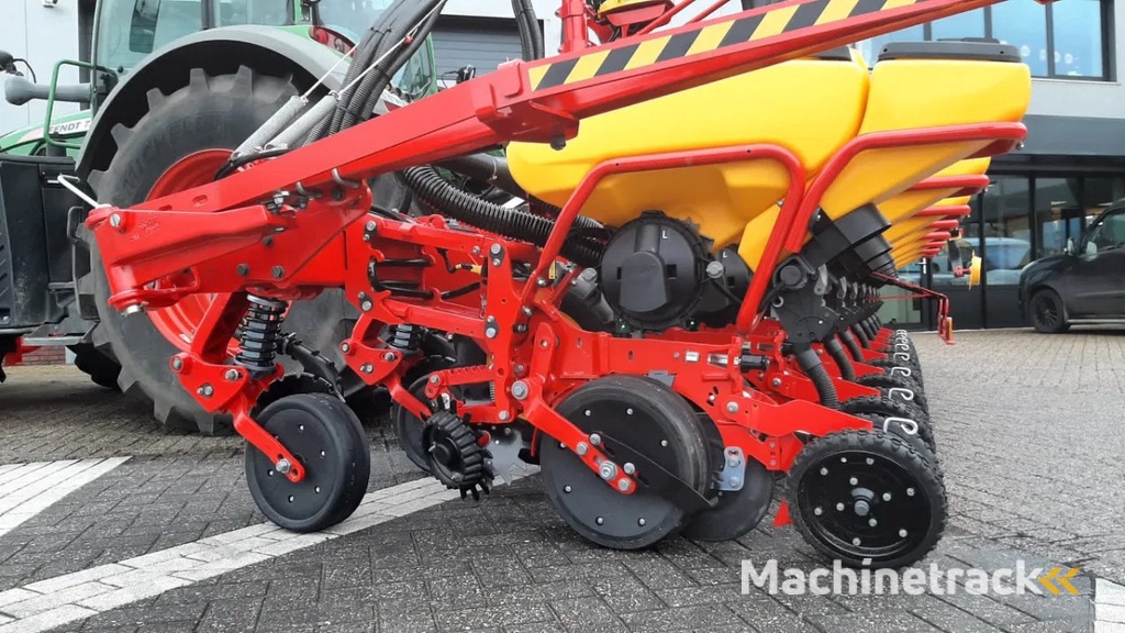 Väderstad Tempo V 8