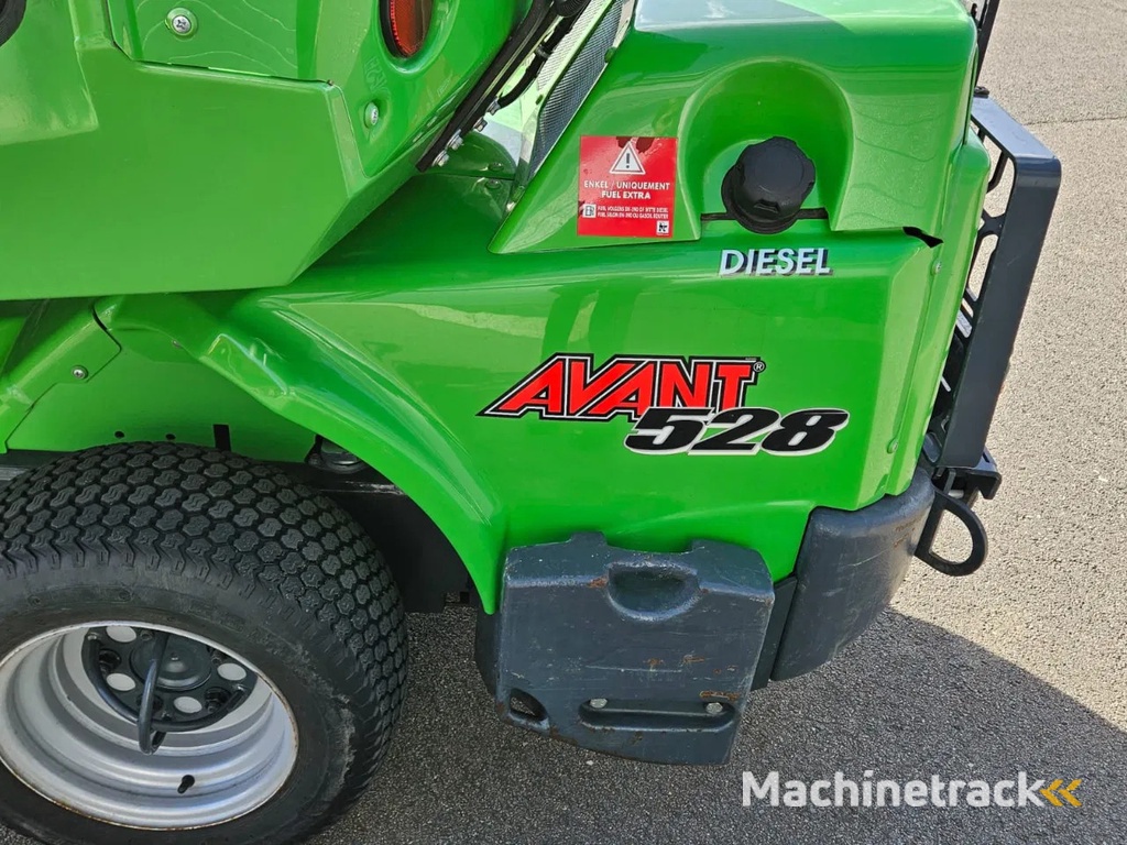 Avant 528