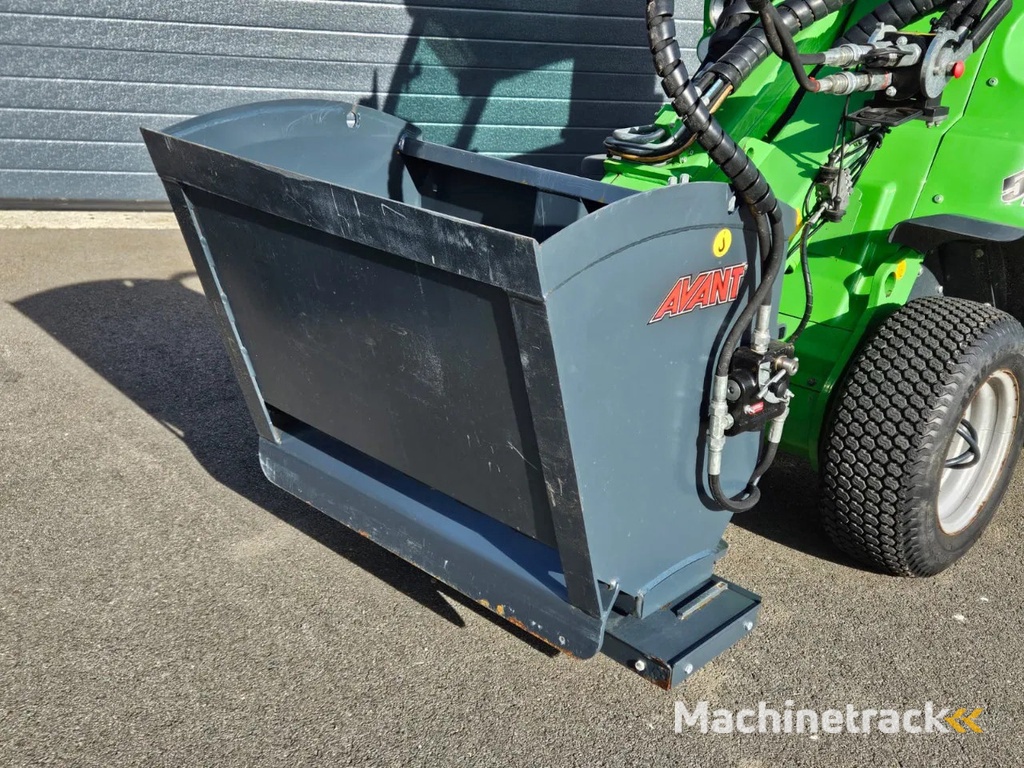 Avant 900 Zand- en zoutstrooier