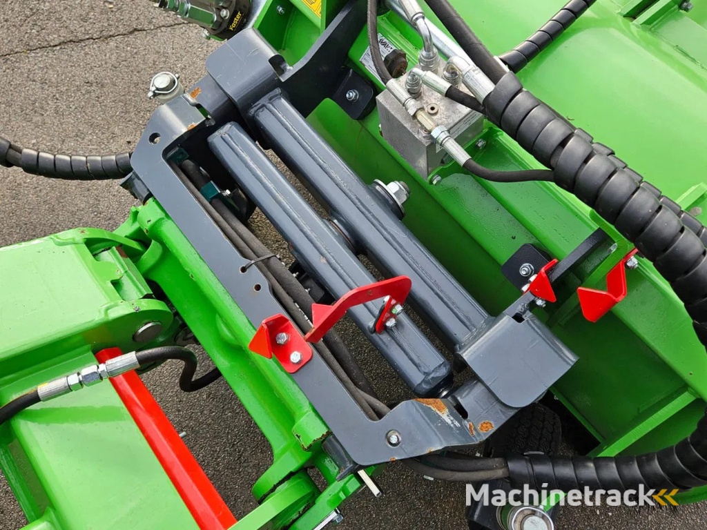 Avant Borstel met opvangbak 1100