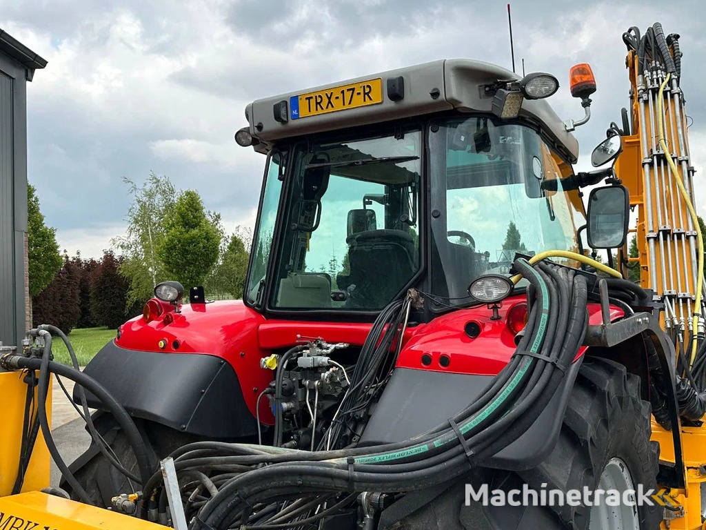Massey Ferguson 6713S Dyna 6