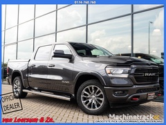 dodge-ram-laramie-deluxe-pano-hk-alarm-klasse-iii-adap.-cruise