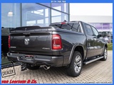 Minituur van Dodge Ram Laramie Deluxe | Pano | H&K | Alarm klasse III | Adap. Cruise |