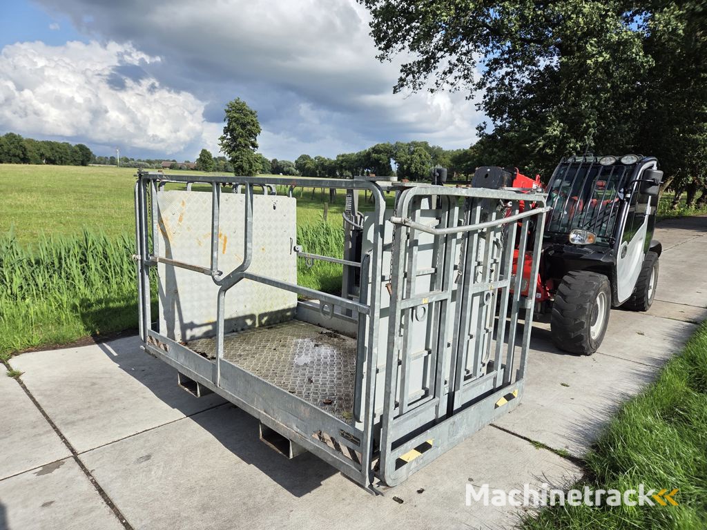 Manitou NAC225/4MT werkbak 365 kg