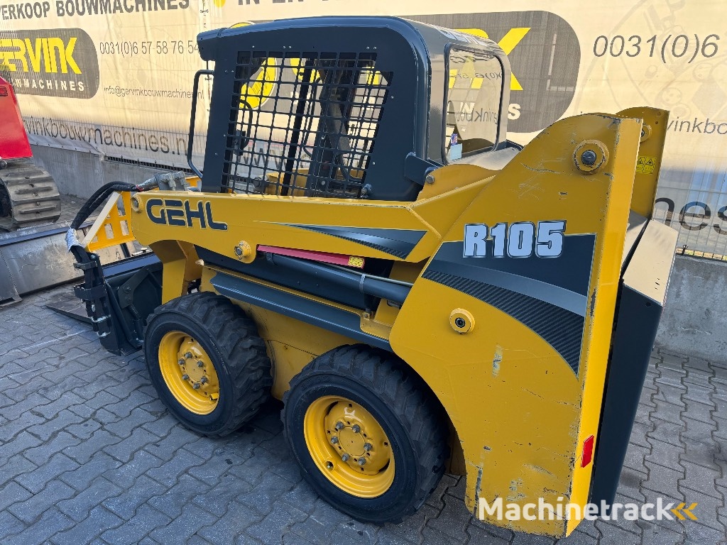 Gehl R105