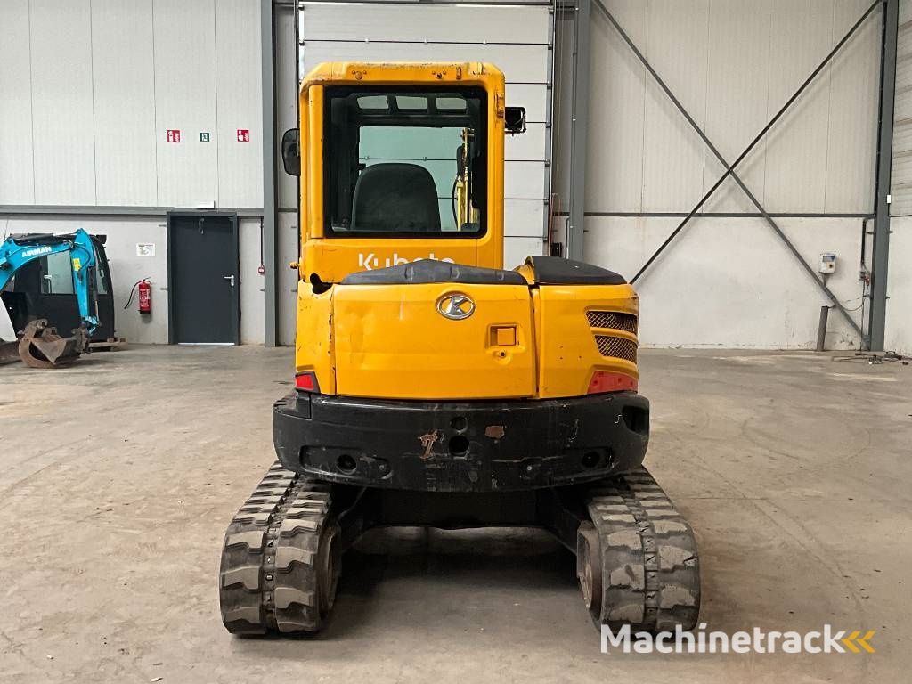 Kubota U 48-4