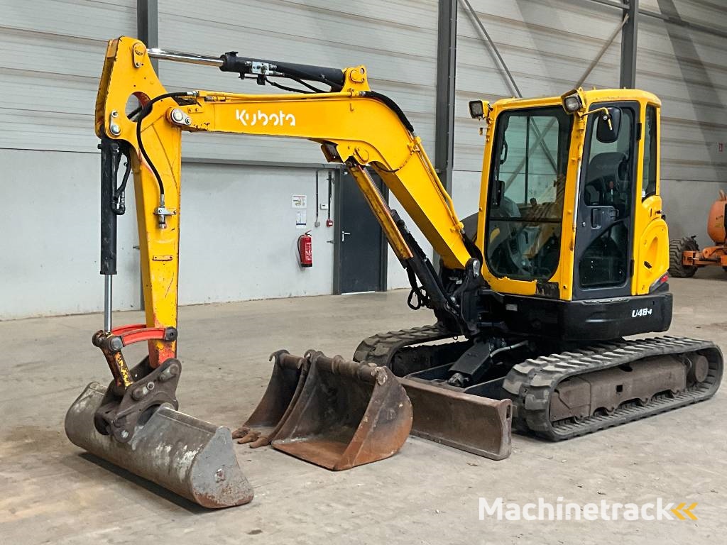 Kubota U 48-4