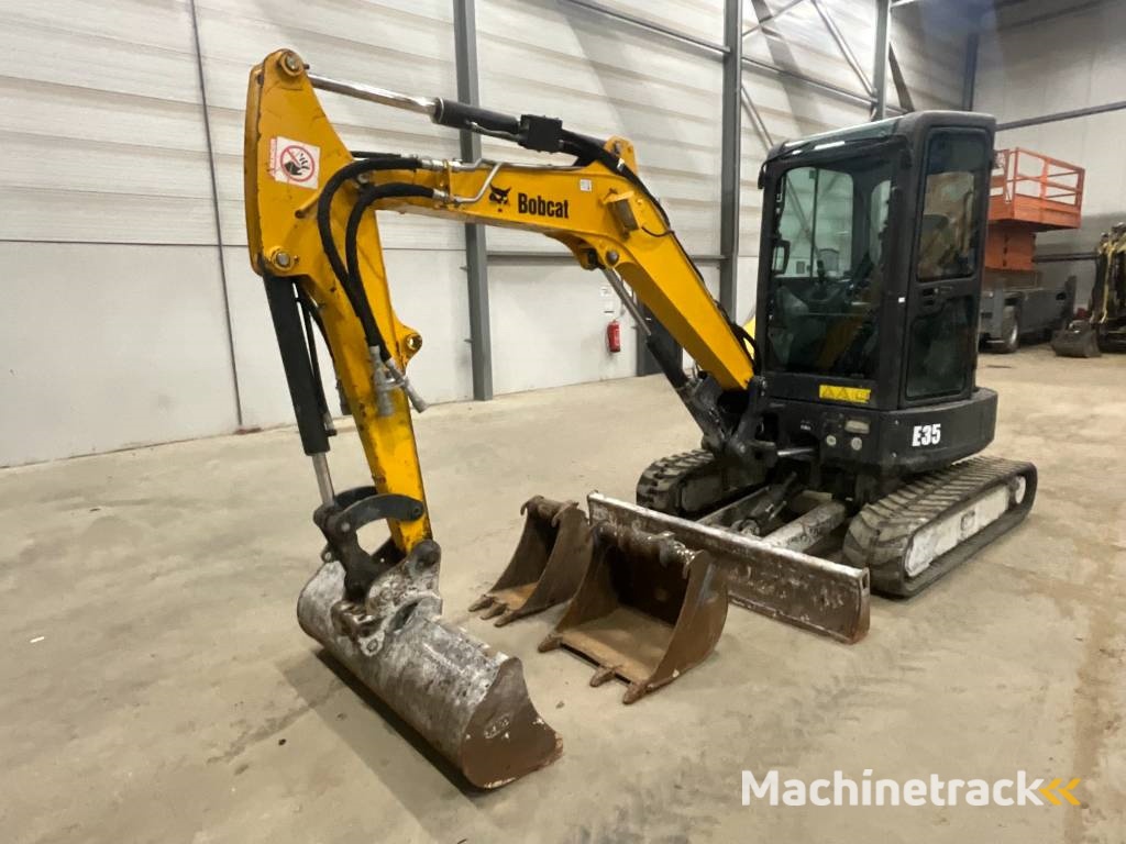 Bobcat E 35