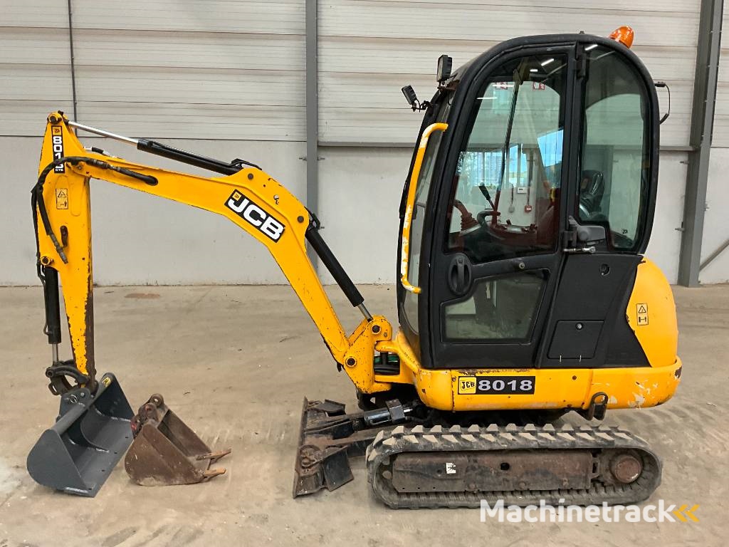 JCB 8018