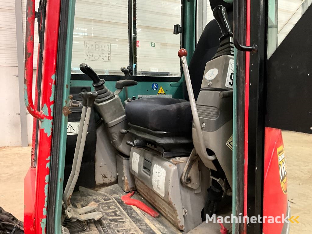 Yanmar Vio 20-4