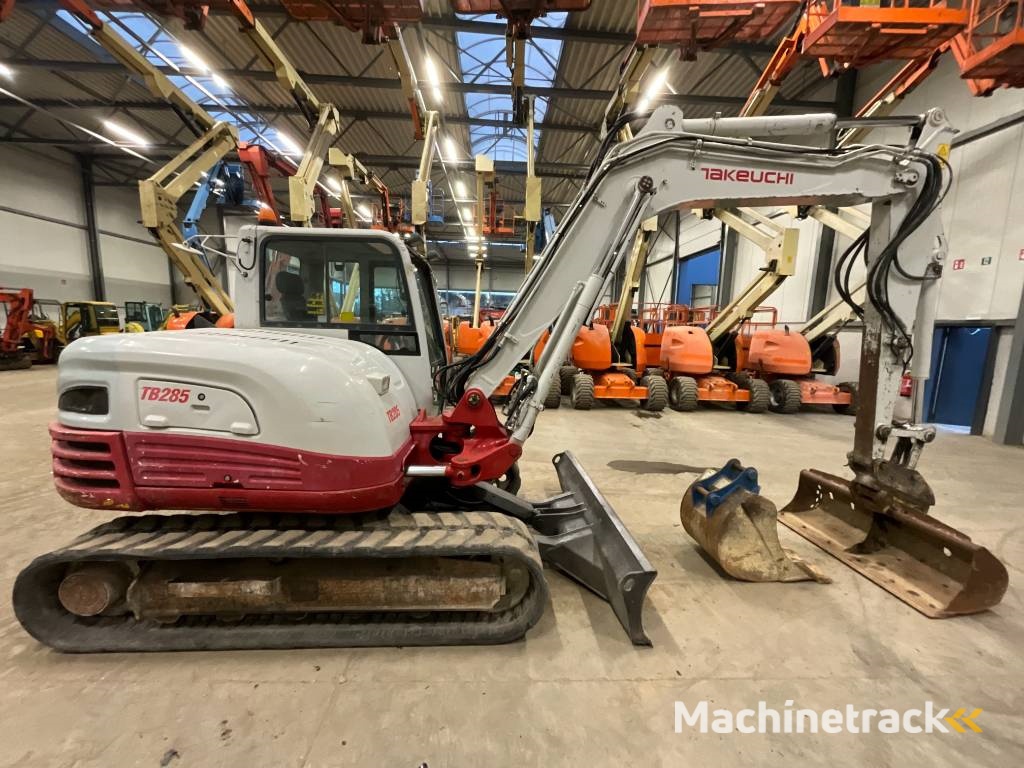 Takeuchi TB 285