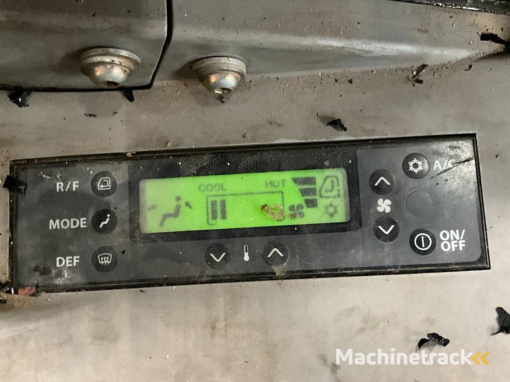 Hitachi ZX 48 U-5A CLR