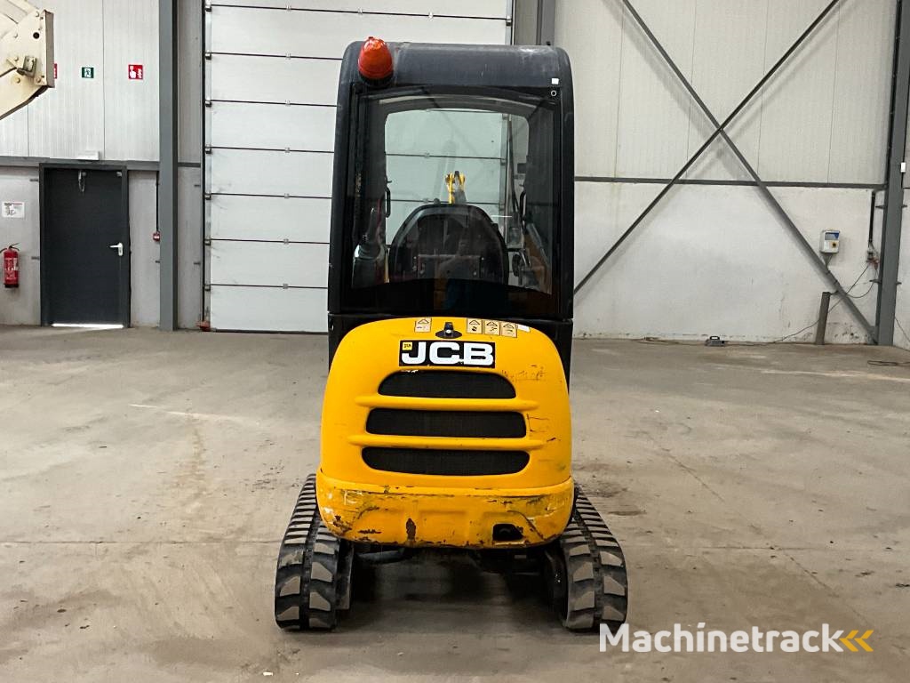 JCB 8018