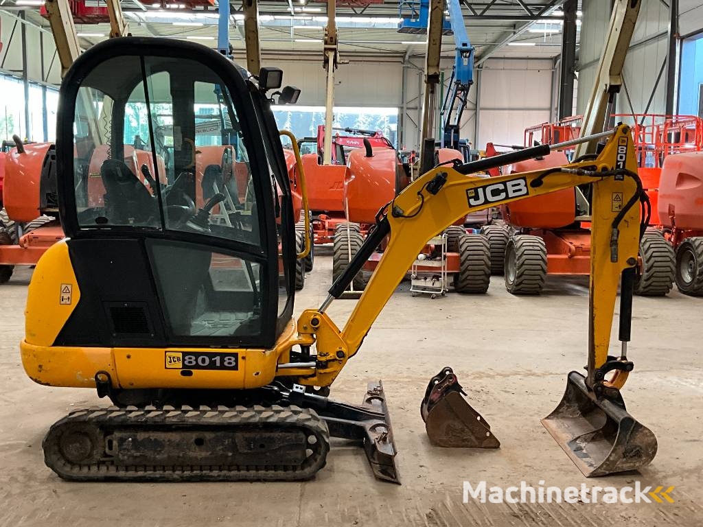 JCB 8018