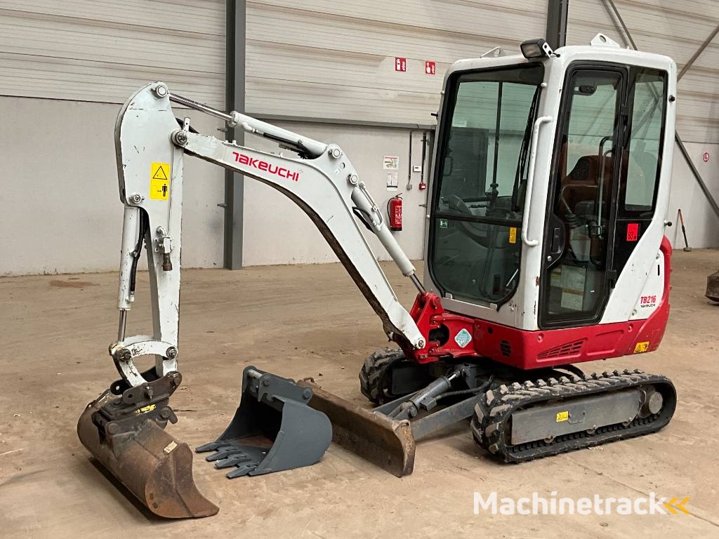 Takeuchi TB 216