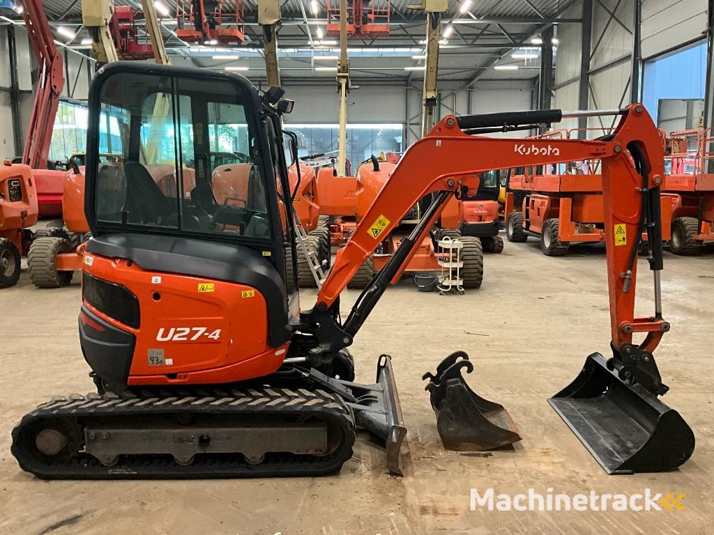 Kubota U 27-4