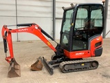 Minituur van Kubota KX 016-4