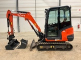 Minituur van Kubota KX 027-4