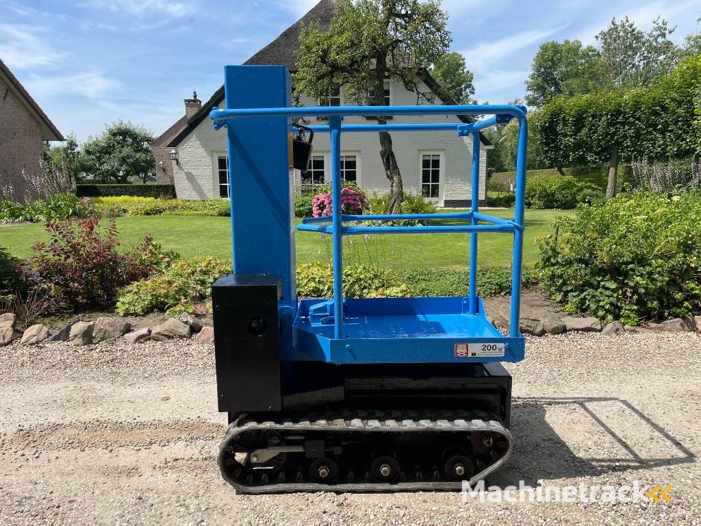 Aichi RMU04 Rups hoogwerker / rupshoogwerker