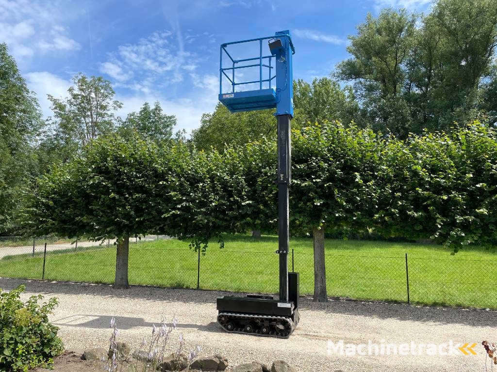 Aichi RMU04 Rups hoogwerker / rupshoogwerker