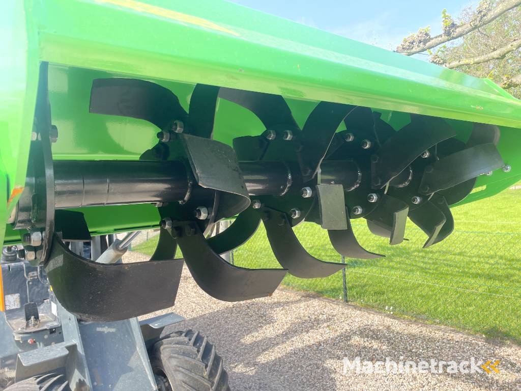 SF130 Hydraulische Grondfrees voor minilader