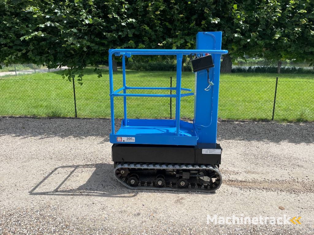 Aichi RMU04 Rups hoogwerker / rupshoogwerker