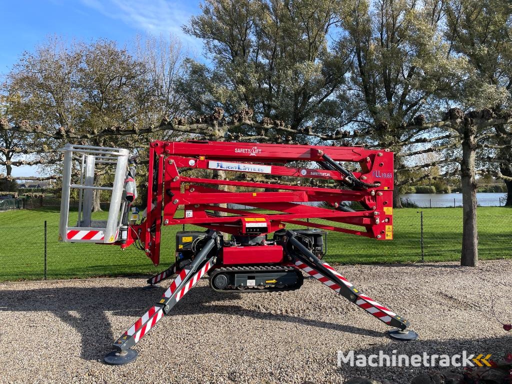 Hinowa Lightlift 19.65 Spinghoogwerker / Spin hoogwerker