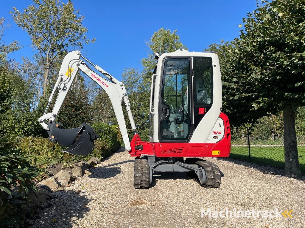 Takeuchi TB216 Minigraver / Mini graver