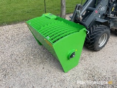 sm130-beton-mixbak-voor-mini-shovel