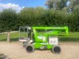 Minituur van Niftylift HR12 4x4 Knikarm Hoogwerker