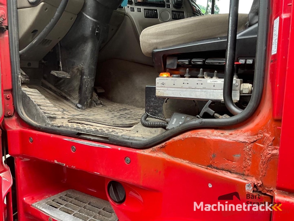 DAF FAS XF105 6x2 Euro 5-Schaltgetriebe mit NCH 20-Tonnen-Kabelsystem BS1683