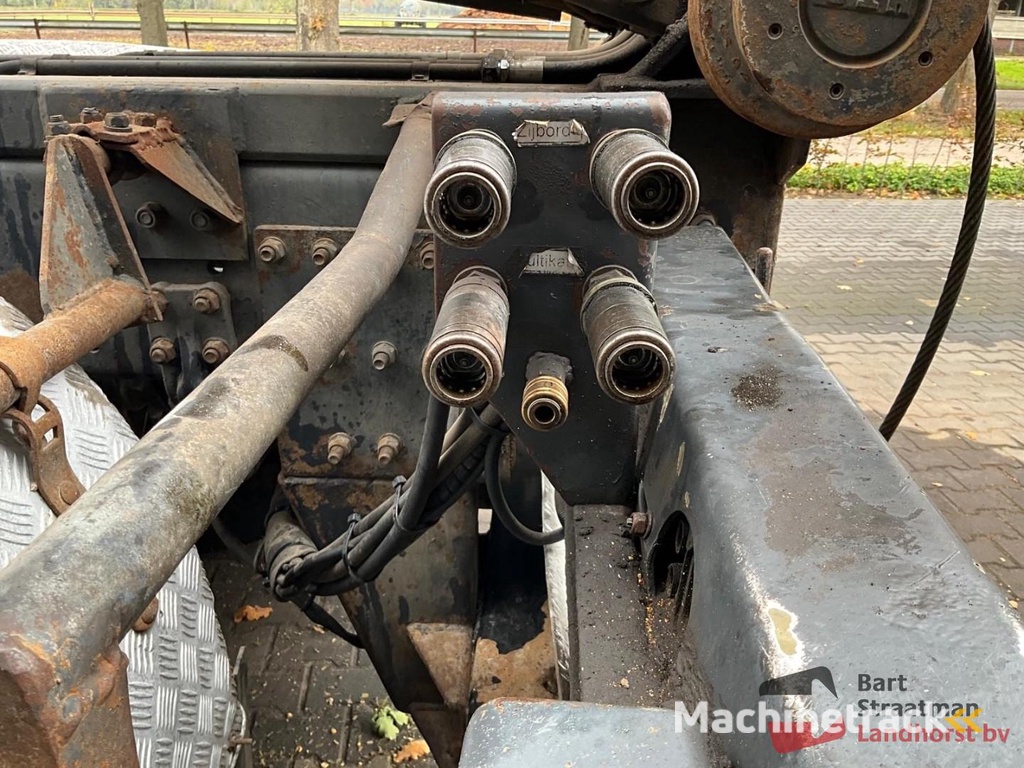 Scania G360 6x6 Euro 5 Opticruiser met kabelcontainersysteem en HMF 2020 K2 Radiografishe kraan OT5294