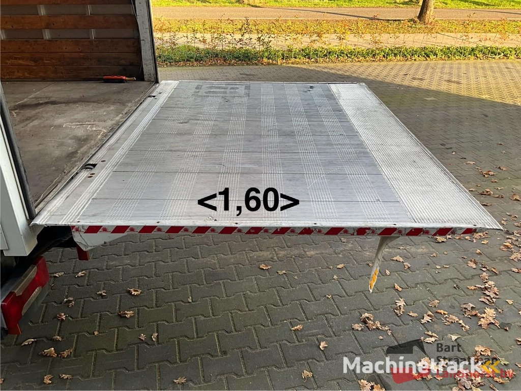 Iveco 40C170 6x2 Euro 6 BE Clickstar met gesloten opbouw en laadklep BS1792