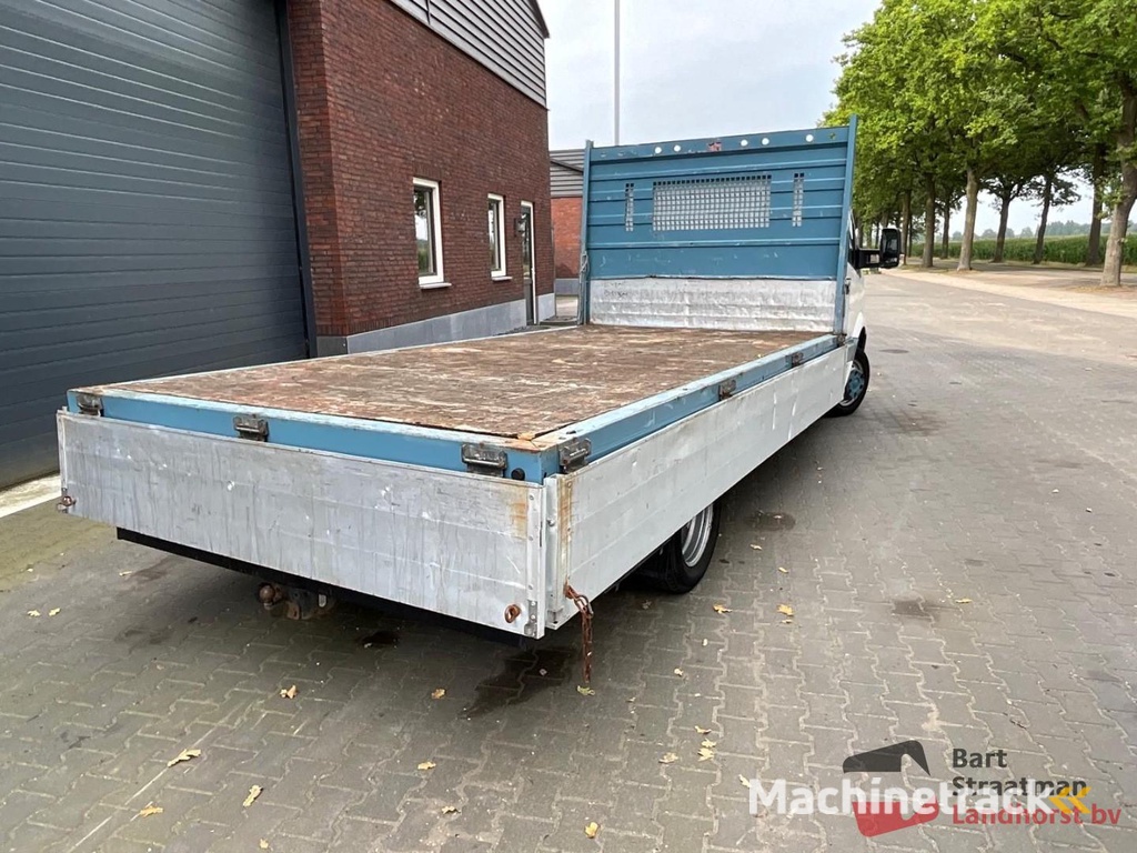 Volkswagen CRAFTER 2.0 TDI Euro 5 single cab open body double wheels BS1741