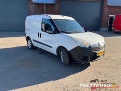 opel-combo-van-1.3-cdti-l1h1-euro-6-gesloten-ruimte-met-zijschuifdeur-en-deuren-ot5215