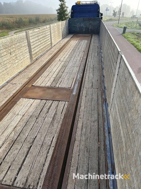 Kennis 4 as Steenoplegger stenentrailer + Kennis kraan R 14tm