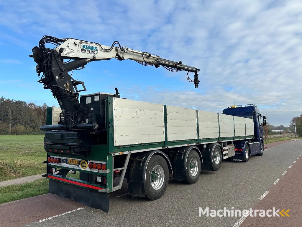 Jumbo Steenoplegger stenentrailer + Kennis kraan R 16,000 joystick bediening