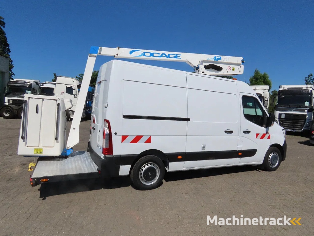 Renault Master 10,5 m, 3 seats, 3500 kg, euro6