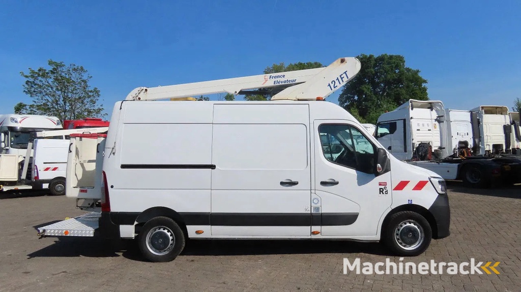 Renault Master 10,5 m,  3500 kg, euro6