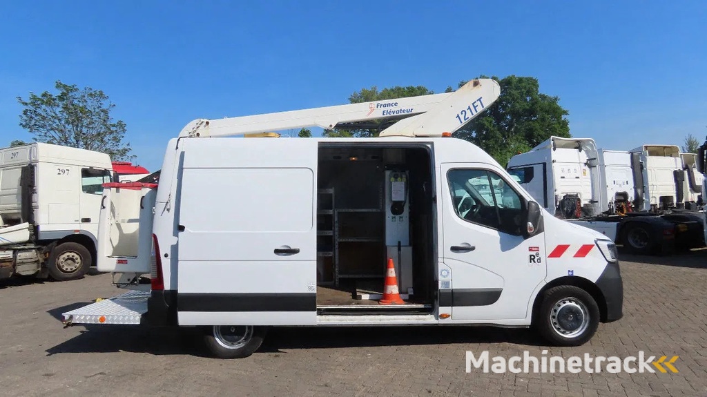 Renault Master 10,5 m,  3500 kg, euro6