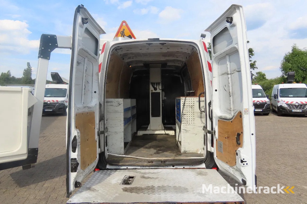 Renault Master 10,5 m  3 SEATS, KLUBB, 3500 kg, euro6