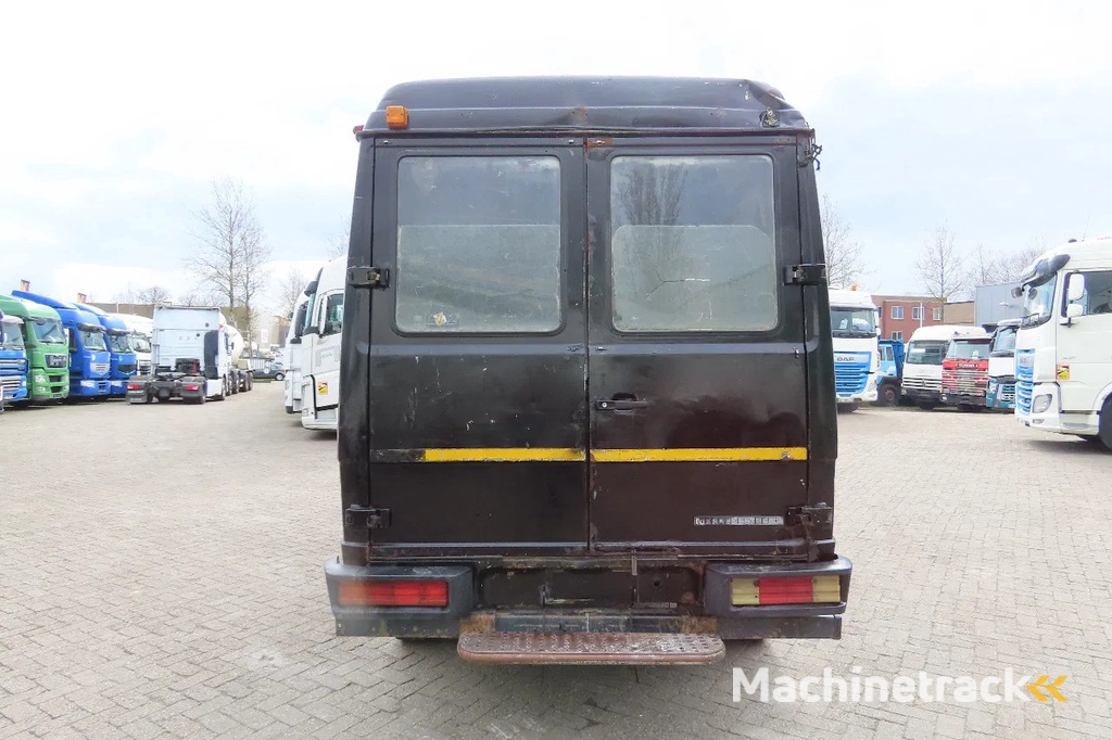 Mercedes-Benz VARIO 609 (manual injection).Very clean