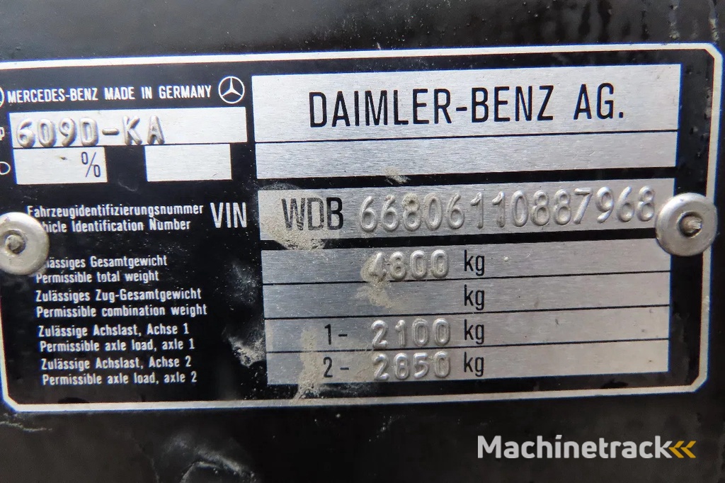 Mercedes-Benz VARIO 609 (manual injection).Very clean