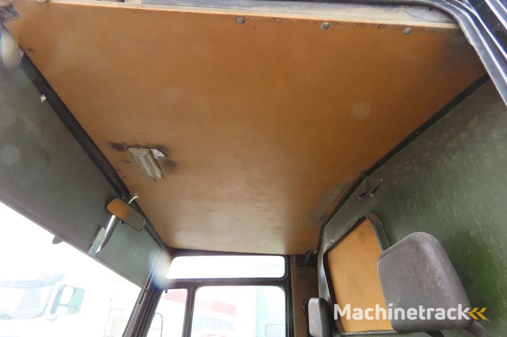 Mercedes-Benz VARIO 609 (manual injection).Very clean