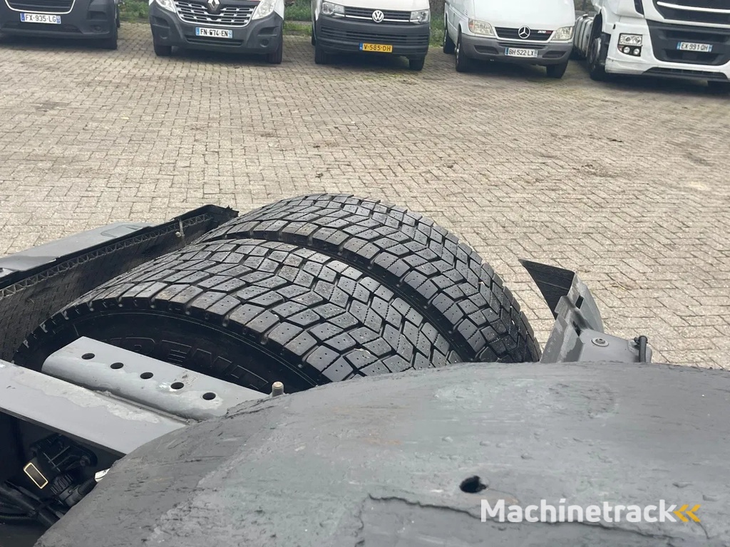 Renault T460 VF611A160HD022619 Retarder,  FRIGO, PARKING AIRCO, 2X FUEL TANK