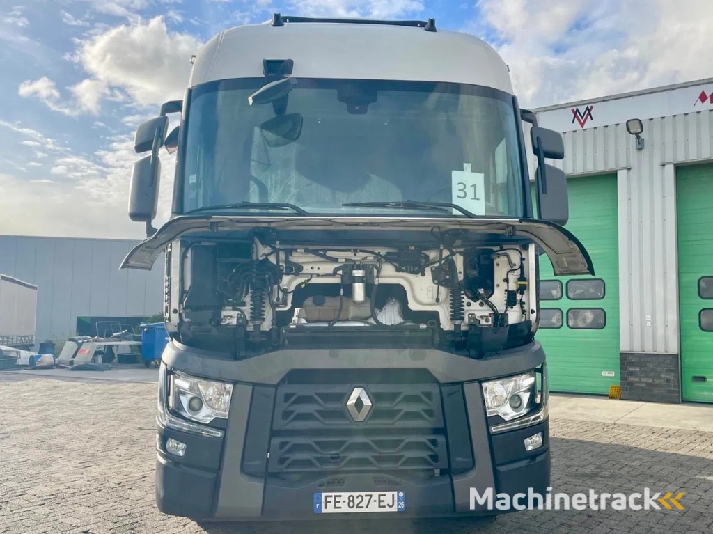 Renault T460 VF611A168KD031205 , year 2019, FRIGO France truck